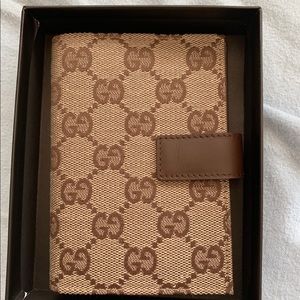 Auth Vintage  Brand New Gucci holder